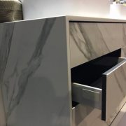 revestimieto ceramico muebles dekton slim