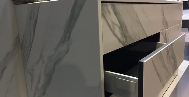 revestimieto ceramico muebles dekton slim